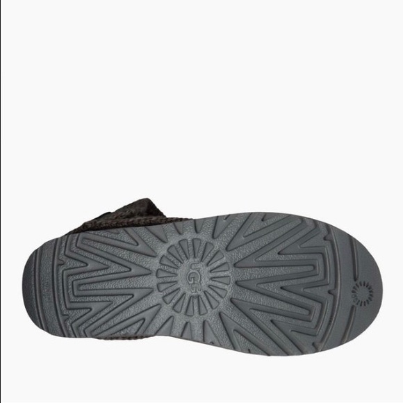 UGG CLASSIC CARDY BOOT - Picture 5 of 5